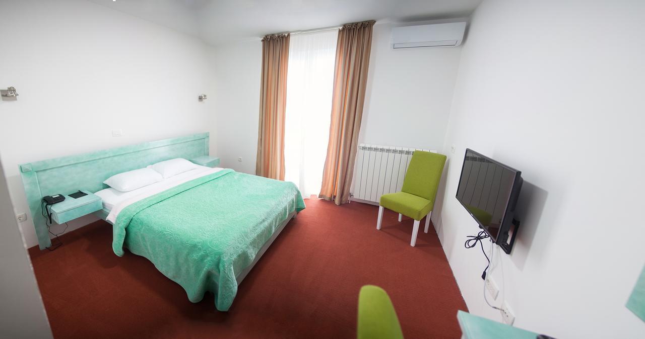 Hotel Serdar Mojkovac Exterior photo